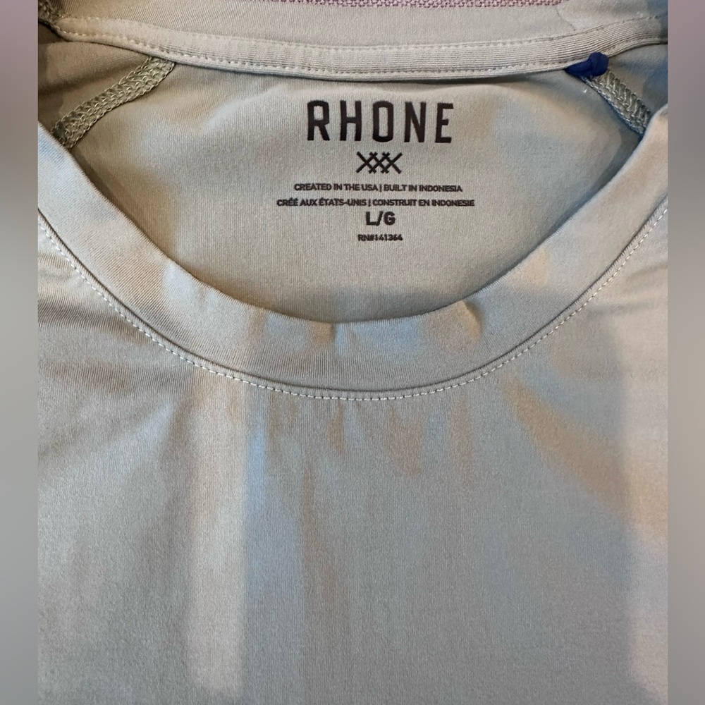 RHONE Men’s Short Sleeve Tee in Light Gray